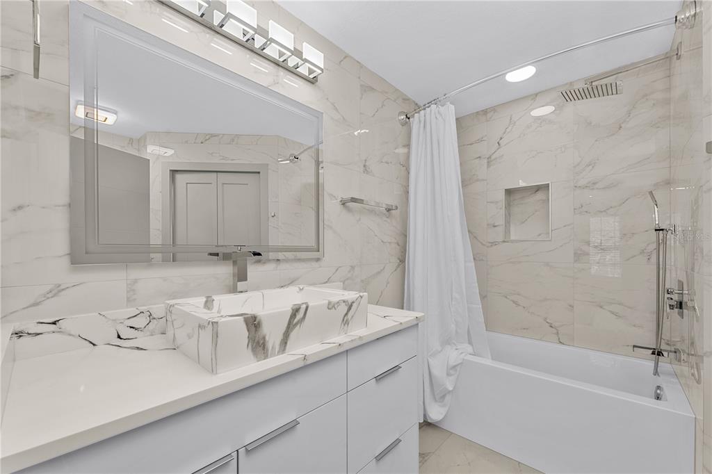 6300 Raleigh Street, Unit 115 Orlando, FL 32835 - Photo 17 of 33