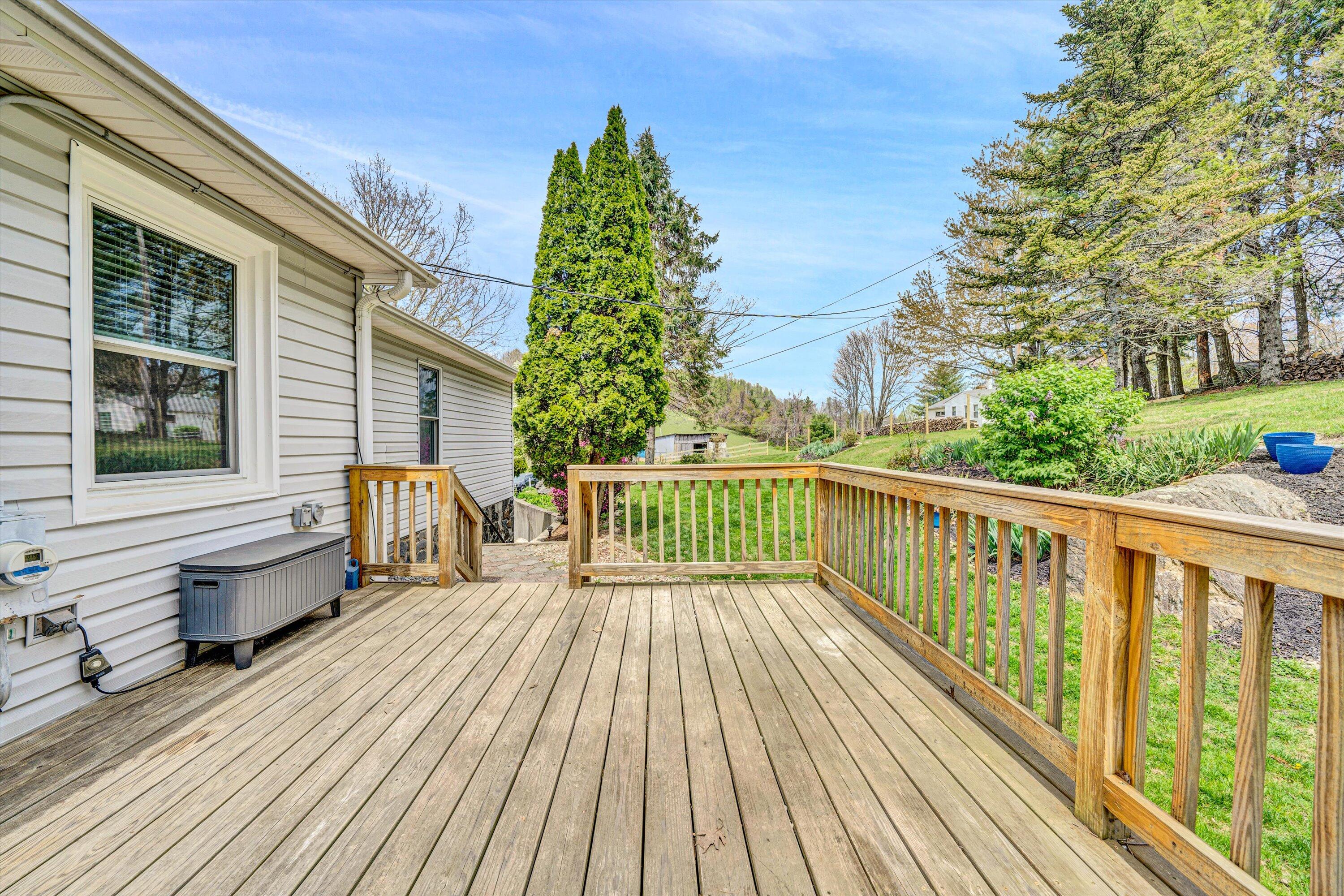 10610 Slings Gap Road Bent Mountain, VA 24059 - Photo 46 of 61 Back Porch
