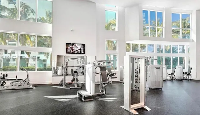 $2,850 | 1900 North Bayshore Drive, Unit 710, Miami, FL 33132