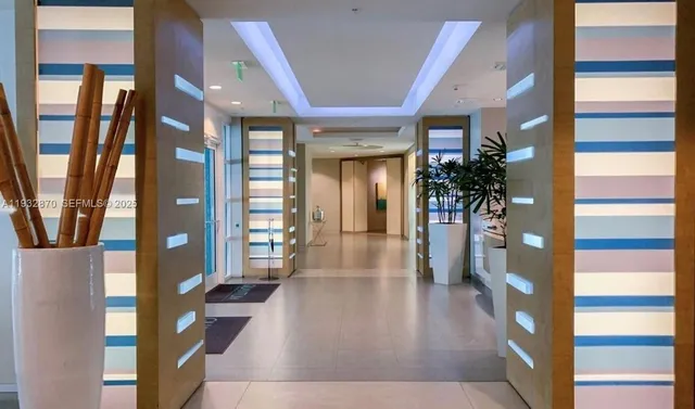 $2,850 | 1900 North Bayshore Drive, Unit 710, Miami, FL 33132