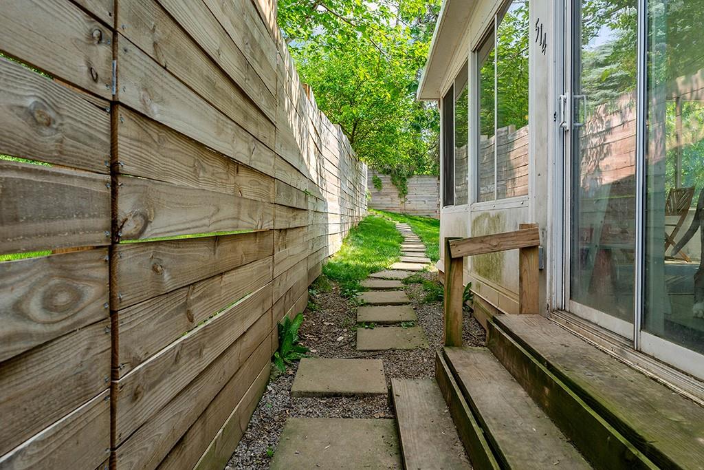 514 Friday Road Pittsburgh, PA 15209 - Photo 16 of 21 Gallery Image 16