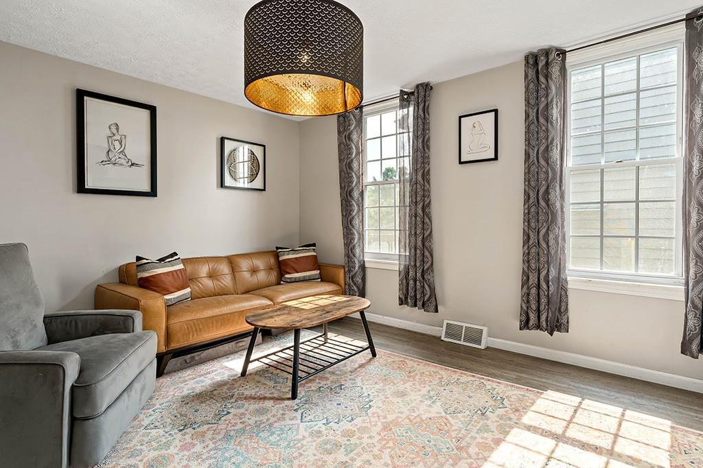514 Friday Road Pittsburgh, PA 15209 - Photo 2 of 21 Gallery Image 2