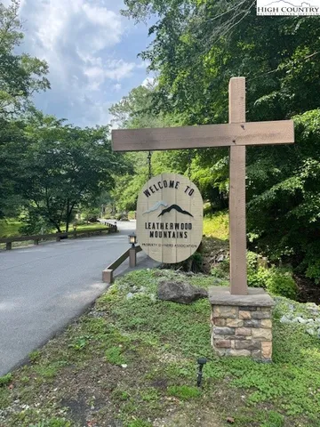 a view of a street with a street view