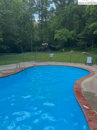 $199,900 | 10 Cabin Ridge Road, Ferguson, NC 28624
