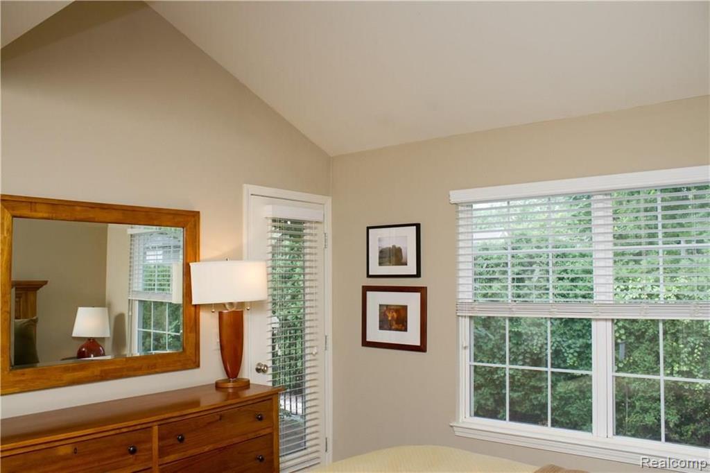 1443 Chesapeake Road Royal Oak, MI 48067 - Photo 30 of 36