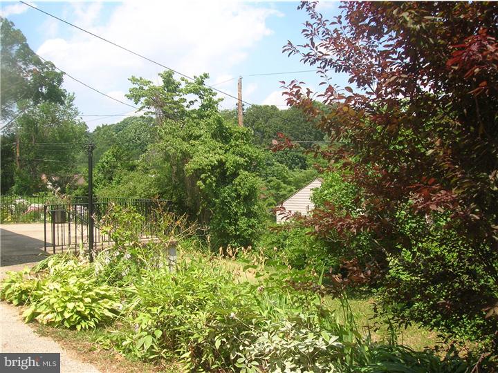 111 Johns Road Cheltenham, PA 19012 - Photo 6 of 6 Gallery Image 6