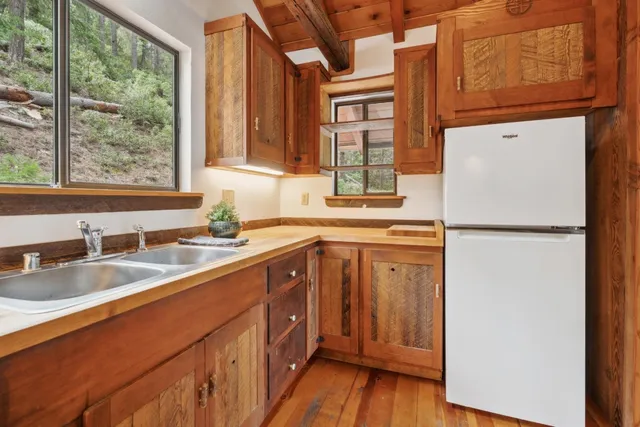 $444,000 | 2120 Pack Trail, Mount Shasta, CA 96067