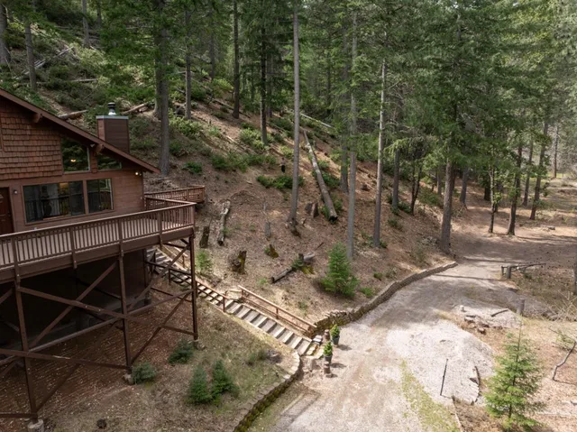 $444,000 | 2120 Pack Trail, Mount Shasta, CA 96067