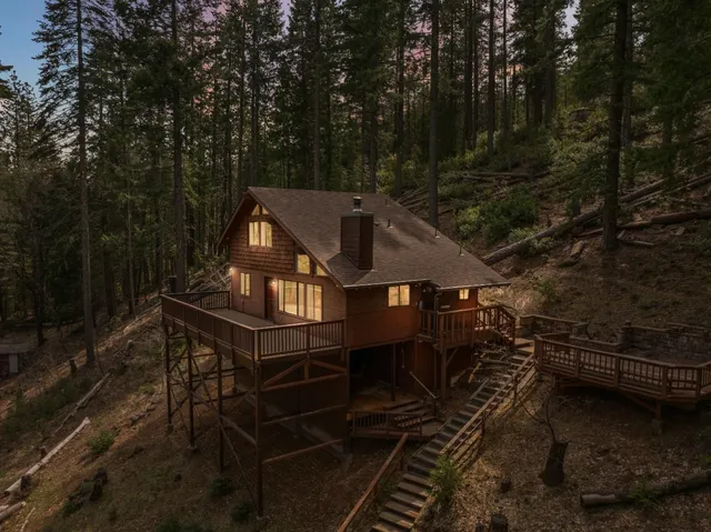 $444,000 | 2120 Pack Trail, Mount Shasta, CA 96067