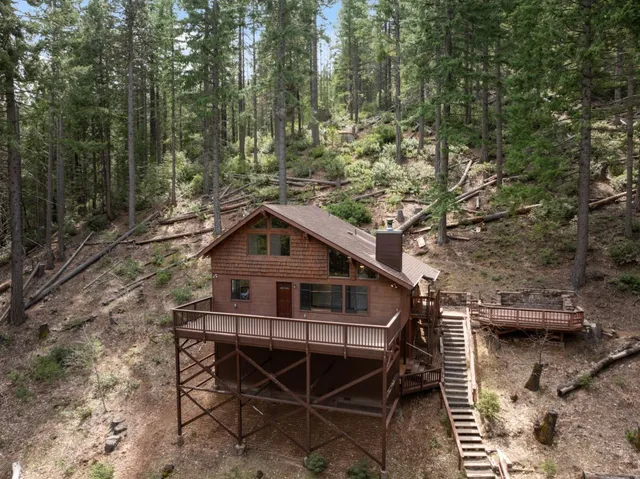 $444,000 | 2120 Pack Trail, Mount Shasta, CA 96067