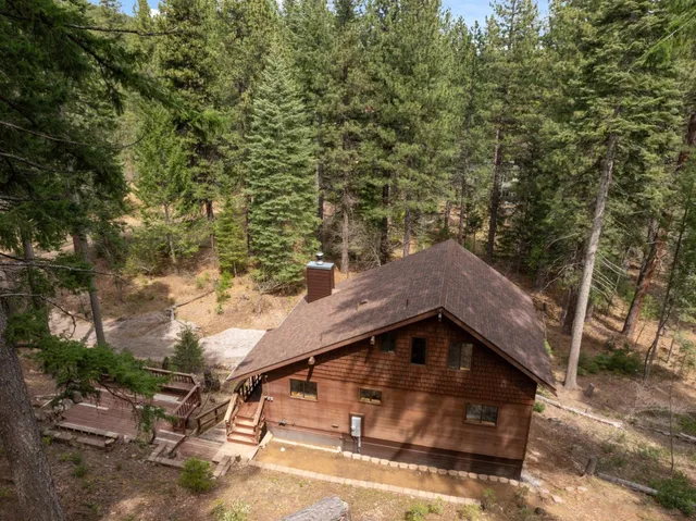 $444,000 | 2120 Pack Trail, Mount Shasta, CA 96067