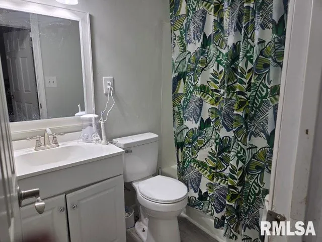 $119,900 | 5720 North Frostwood Parkway, Peoria, IL 61615