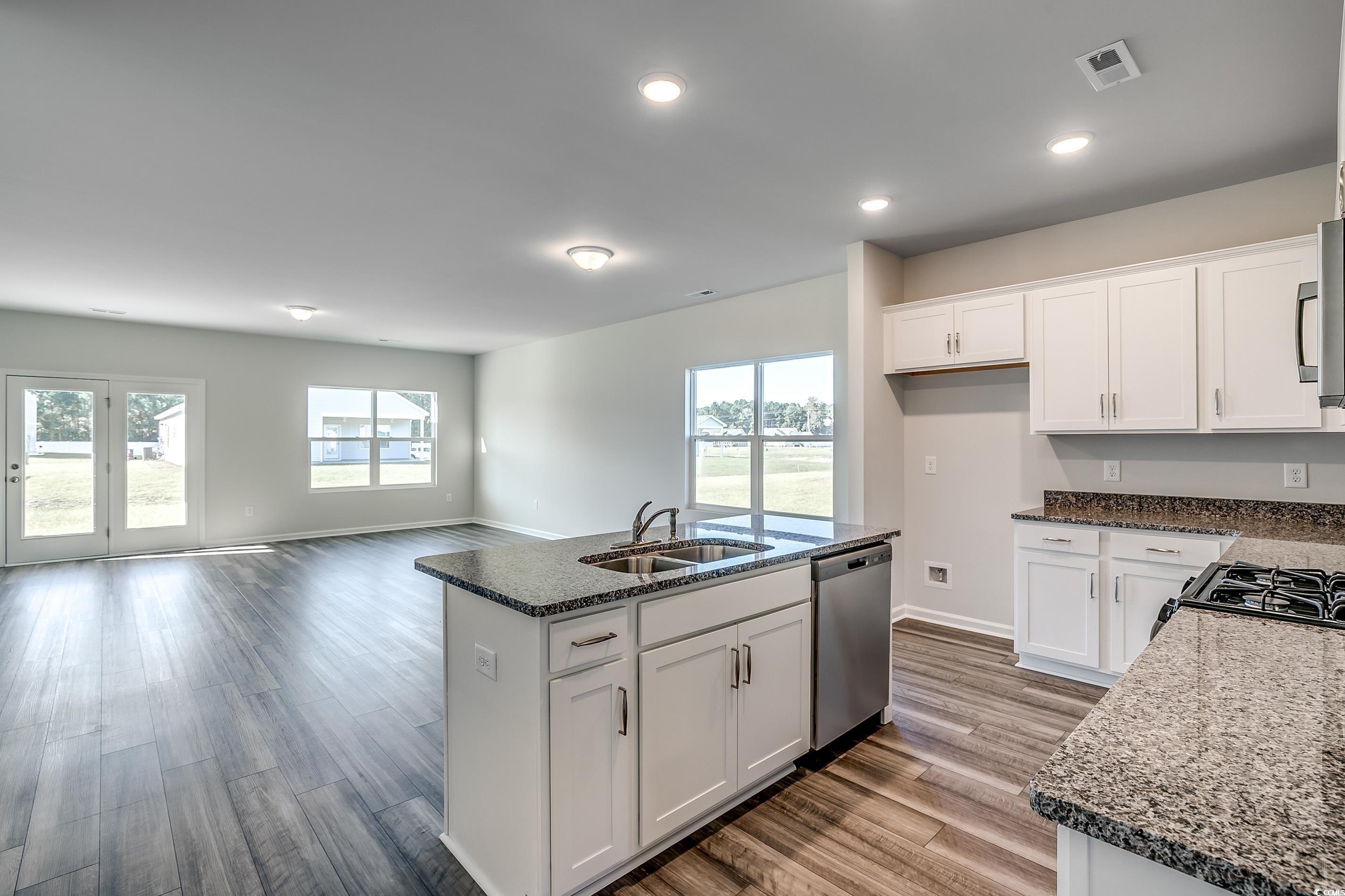 220 Sundrop Way Conway, SC 29526 - Photo 11 of 32 Gallery Image 11
