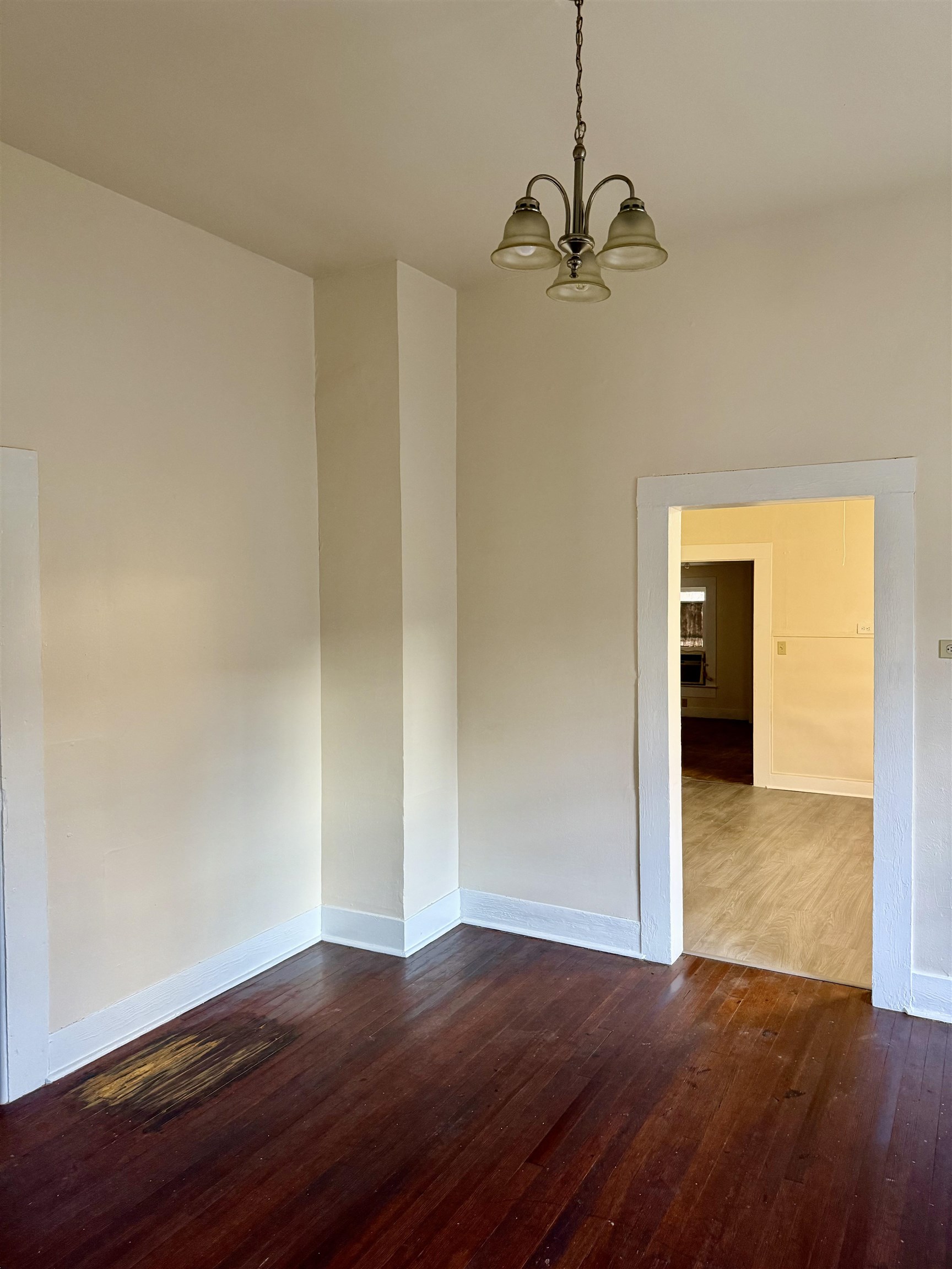 470 South 3rd Street Silsbee, TX 77656 - Photo 9 of 24