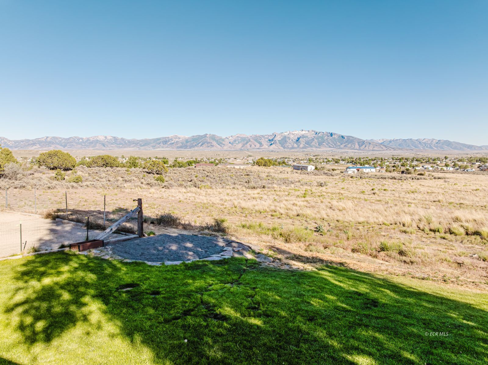 538 Spring Valley Parkway Spring Creek, NV 89815 - Photo 11 of 44