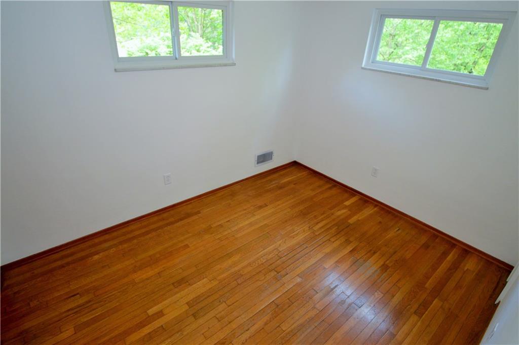 2030 Reis Run Road Pittsburgh, PA 15237 - Photo 14 of 25 Gallery Image 14
