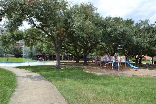 $2,495 | 1635 Castle Court, Houston, TX 77006