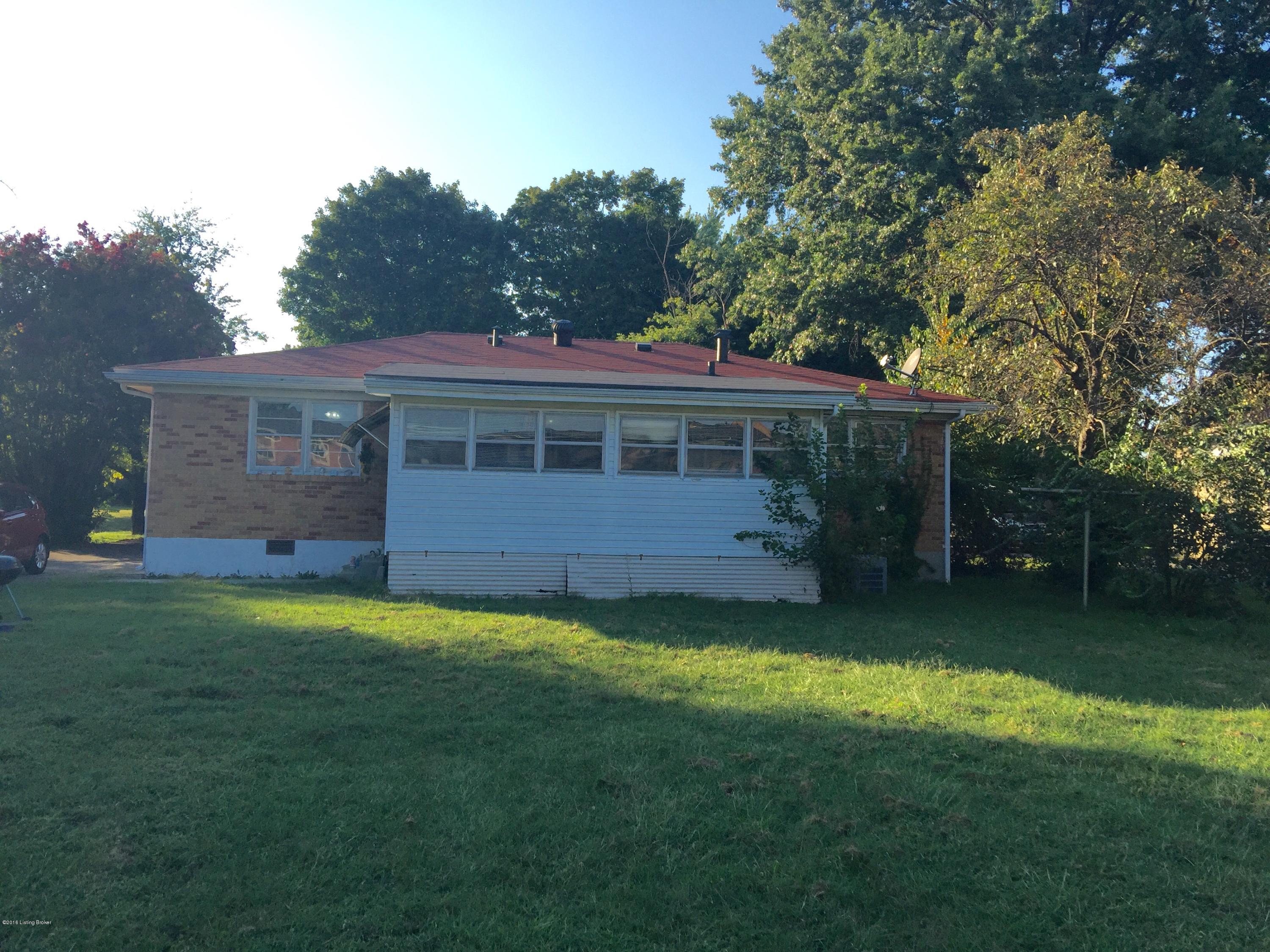 6205 Sheila Road Louisville, KY 40219 - Photo 2 of 13 FullSizeRender (22)