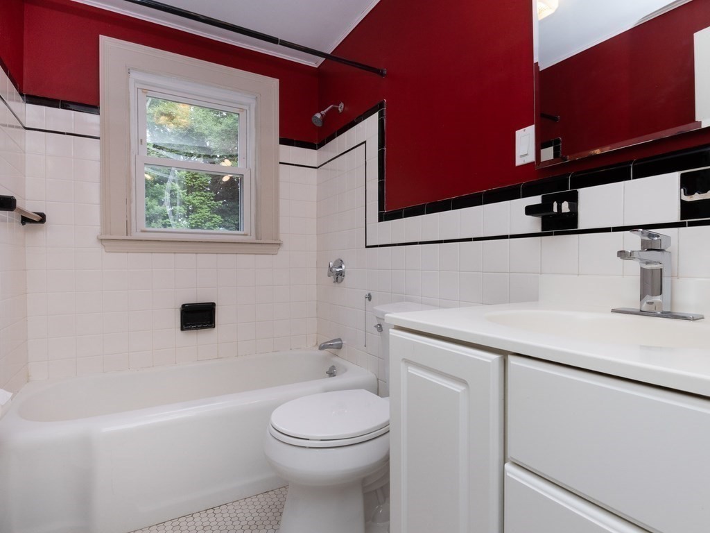 9 Killeen Road Walpole, MA 02032 - Photo 23 of 40 Gallery Image 23