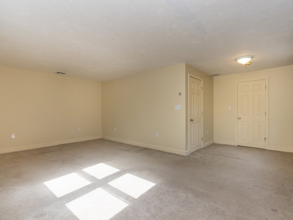 9 Killeen Road Walpole, MA 02032 - Photo 28 of 40 Gallery Image 28