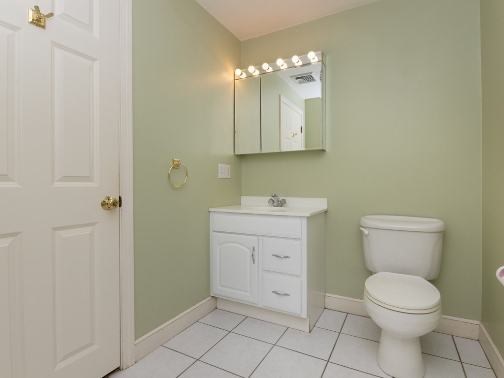9 Killeen Road Walpole, MA 02032 - Photo 34 of 40 Gallery Image 34