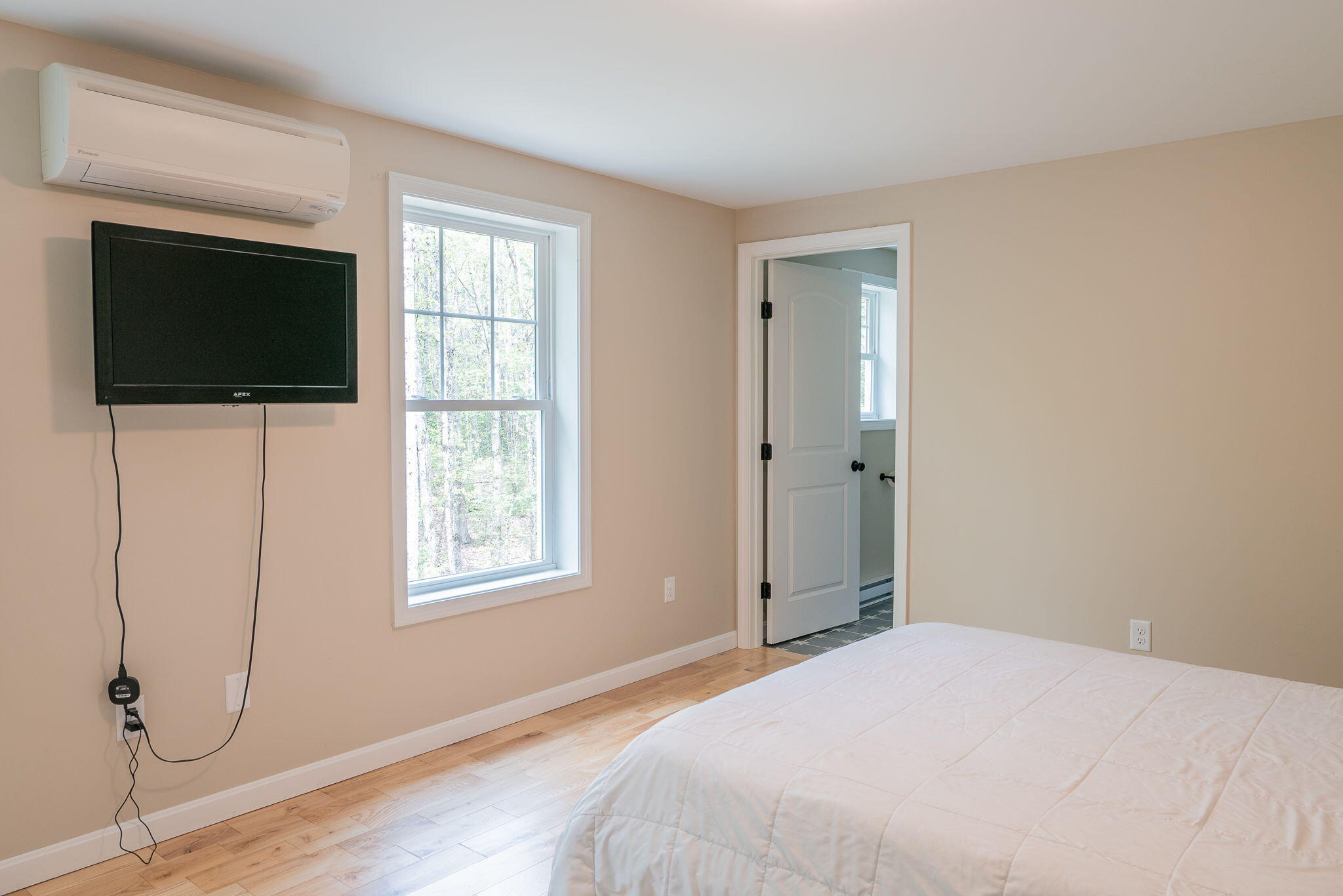 219 Dyer Road Biddeford, ME 04005 - Photo 18 of 51 36-web-or-mls-219 Dyer Rd55
