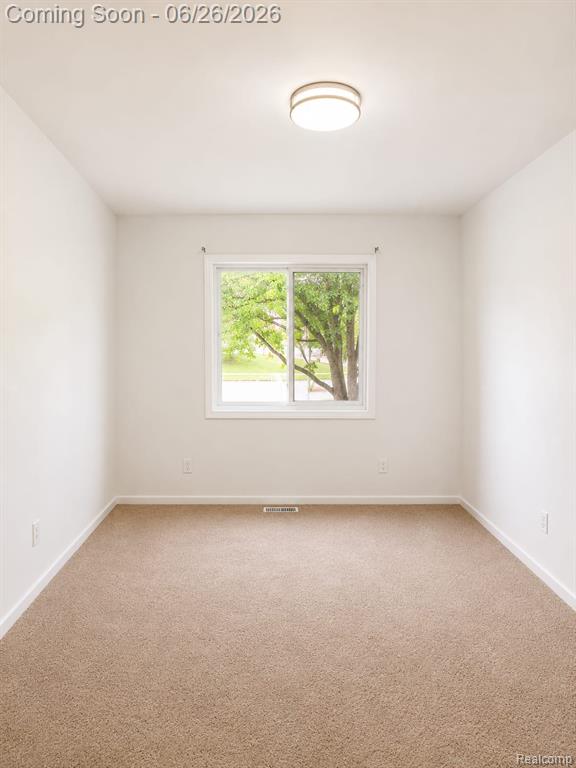 17014 Country Ridge Lane Macomb, MI 48044 - Photo 6 of 25 Gallery Image 6