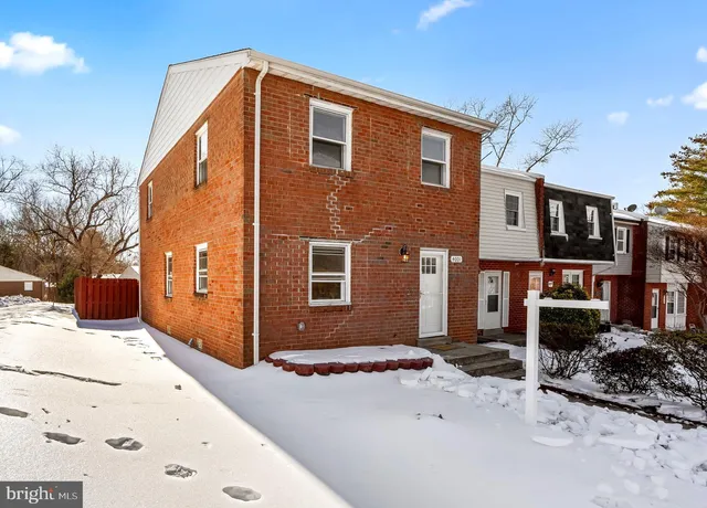 $395,000 | 4001 Forestdale Avenue, Woodbridge, VA 22193