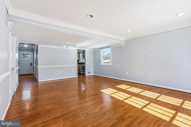 $395,000 | 4001 Forestdale Avenue, Woodbridge, VA 22193