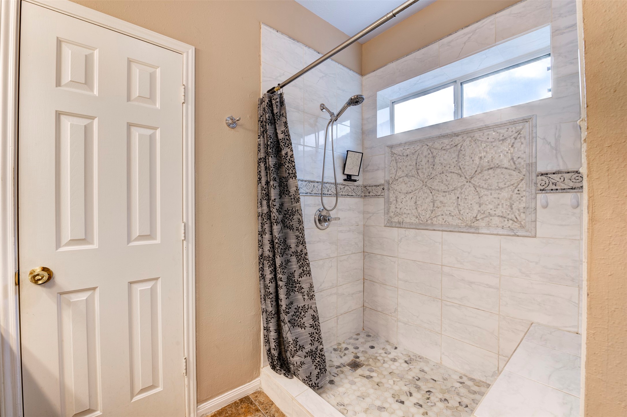 9214 Windy Spring Court Houston, TX 77089 - Photo 24 of 50 a bathroom with a shower