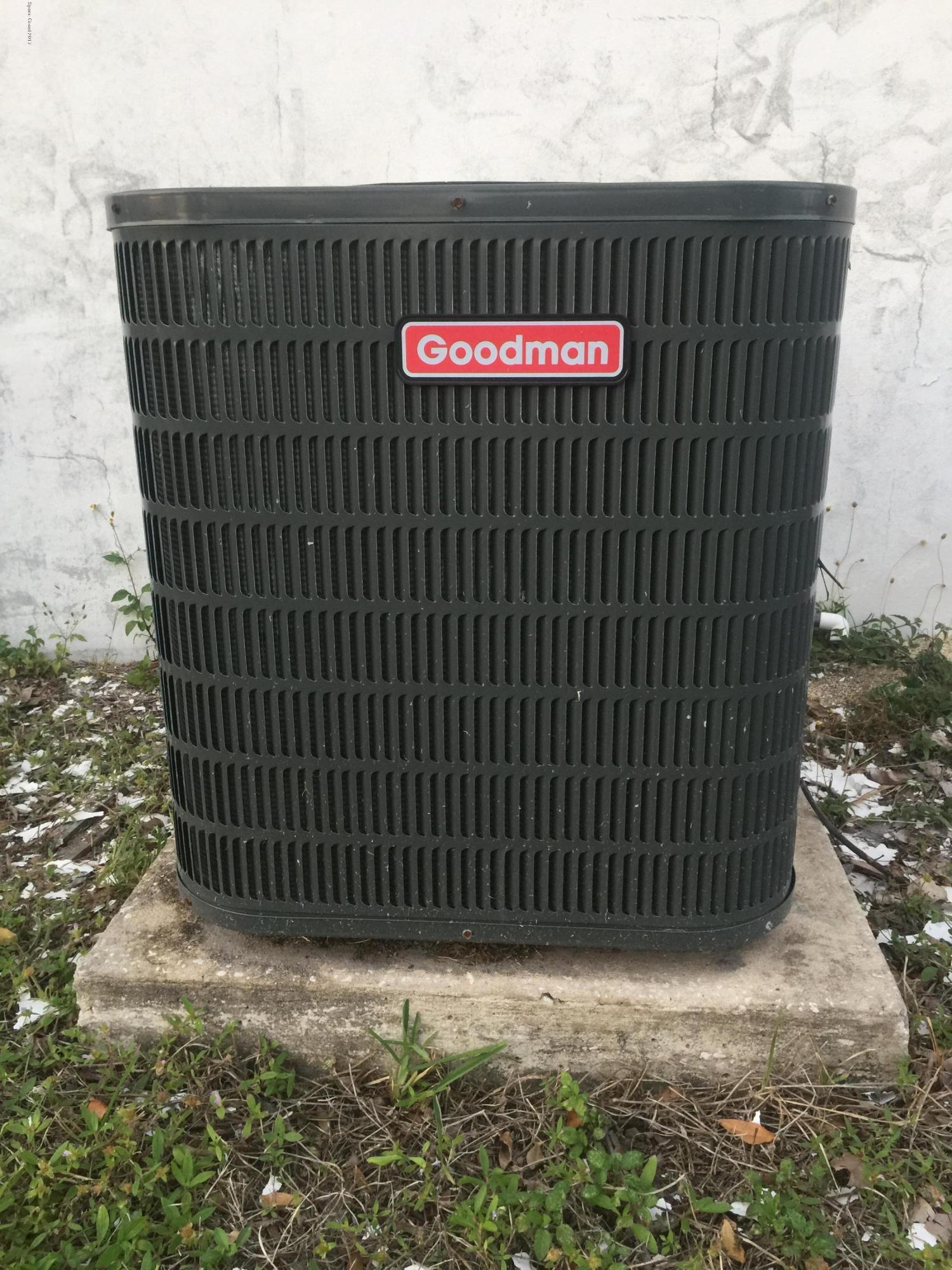 799 Hampton Drive Northeast Palm Bay, FL 32905 - Photo 5 of 9 NEWER AC UNIT