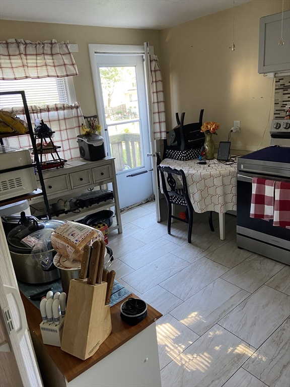 57-59 East Bay Path Terrace Springfield, MA 01109 - Photo 33 of 34