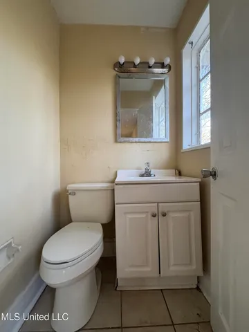 $53,900 | 2862 Oak Forest Drive, Jackson, MS 39212