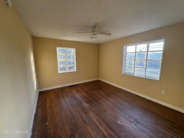 $53,900 | 2862 Oak Forest Drive, Jackson, MS 39212