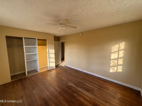 $53,900 | 2862 Oak Forest Drive, Jackson, MS 39212