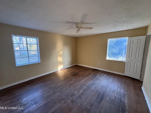 $53,900 | 2862 Oak Forest Drive, Jackson, MS 39212