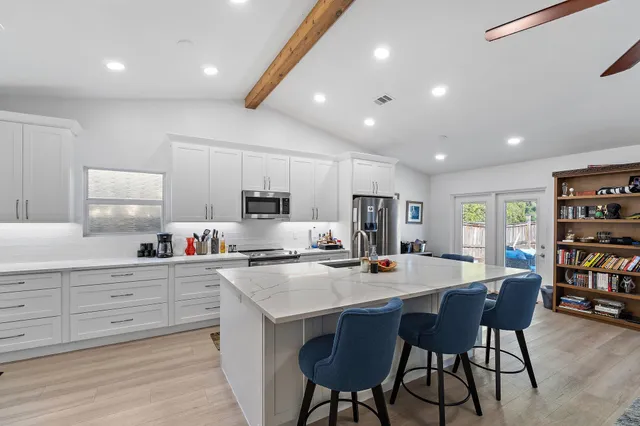 $669,000 | 162 Greentree Circle, Jupiter, FL 33458