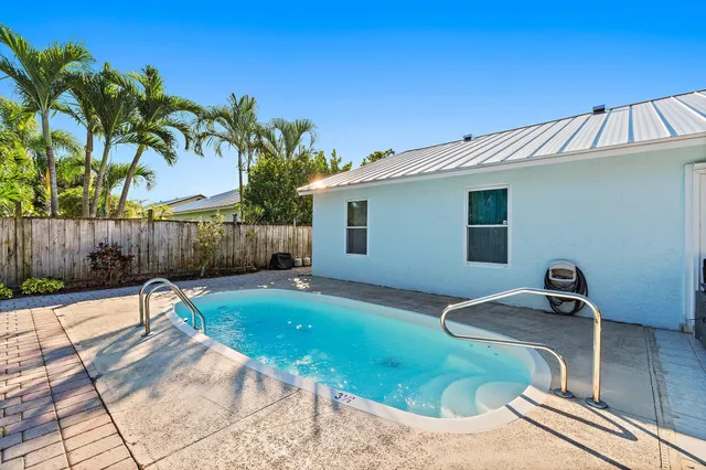 $669,000 | 162 Greentree Circle, Jupiter, FL 33458