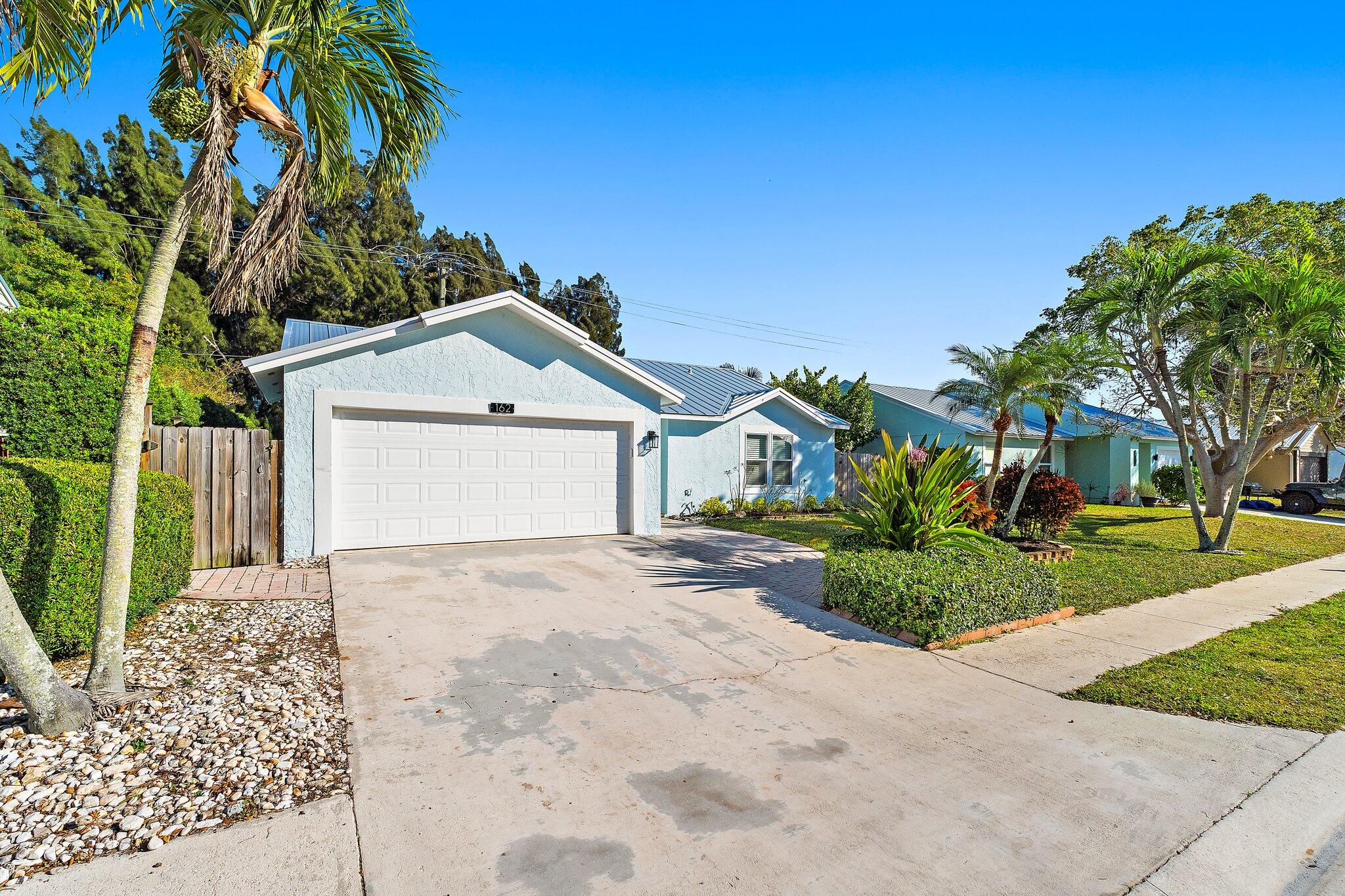 162 Greentree Circle Jupiter, FL 33458 - Photo 41 of 43 IMG_7879