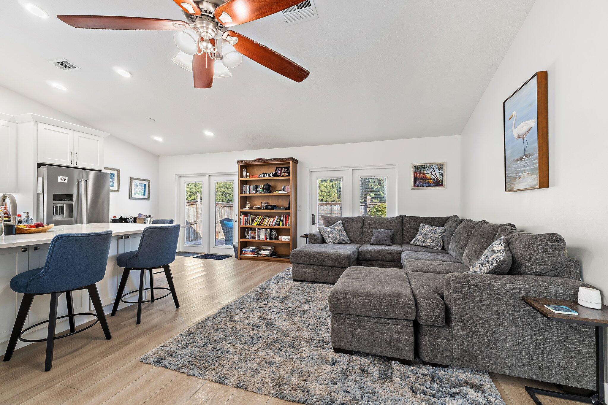 162 Greentree Circle Jupiter, FL 33458 - Photo 9 of 43 IMG_7902