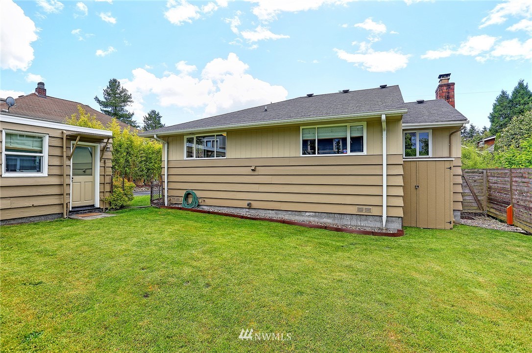 2332 North 60th Street Seattle, WA 98103 - Photo 13 of 20 Gallery Image 13