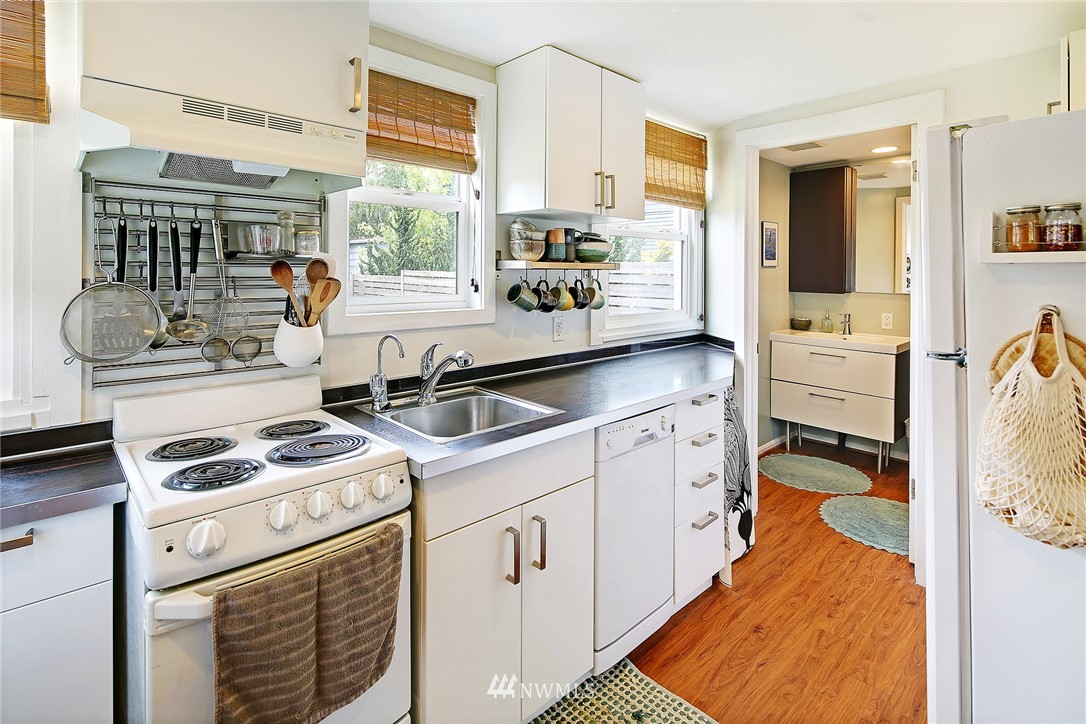 2332 North 60th Street Seattle, WA 98103 - Photo 16 of 20 Gallery Image 16