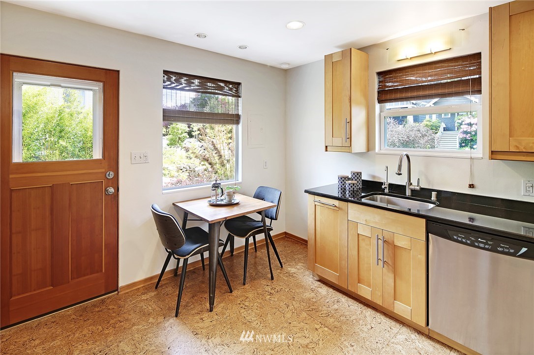 2332 North 60th Street Seattle, WA 98103 - Photo 8 of 20 Gallery Image 8