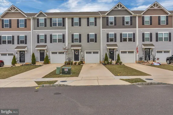 $329,900 | 317 Comfort Road, Williamstown, NJ 08094