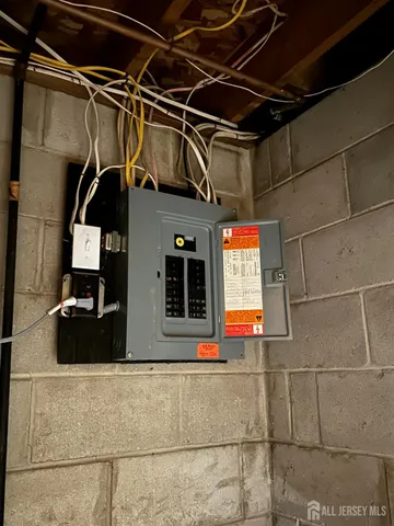 $559,000 | 174 Suydam Street, New Brunswick, NJ 08901