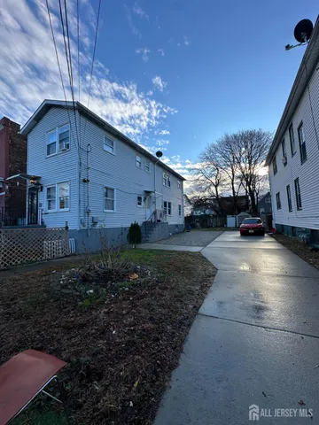 $559,000 | 174 Suydam Street, New Brunswick, NJ 08901