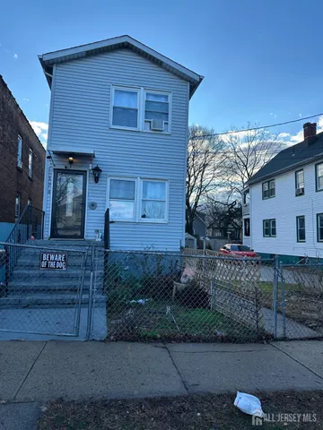 $559,000 | 174 Suydam Street, New Brunswick, NJ 08901