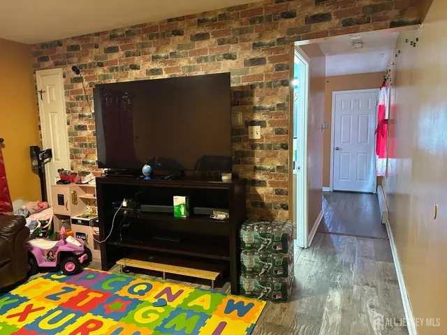 $559,000 | 174 Suydam Street, New Brunswick, NJ 08901