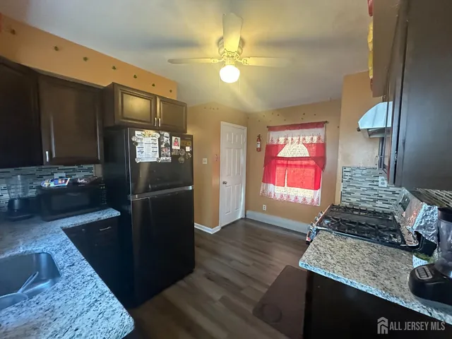 $559,000 | 174 Suydam Street, New Brunswick, NJ 08901