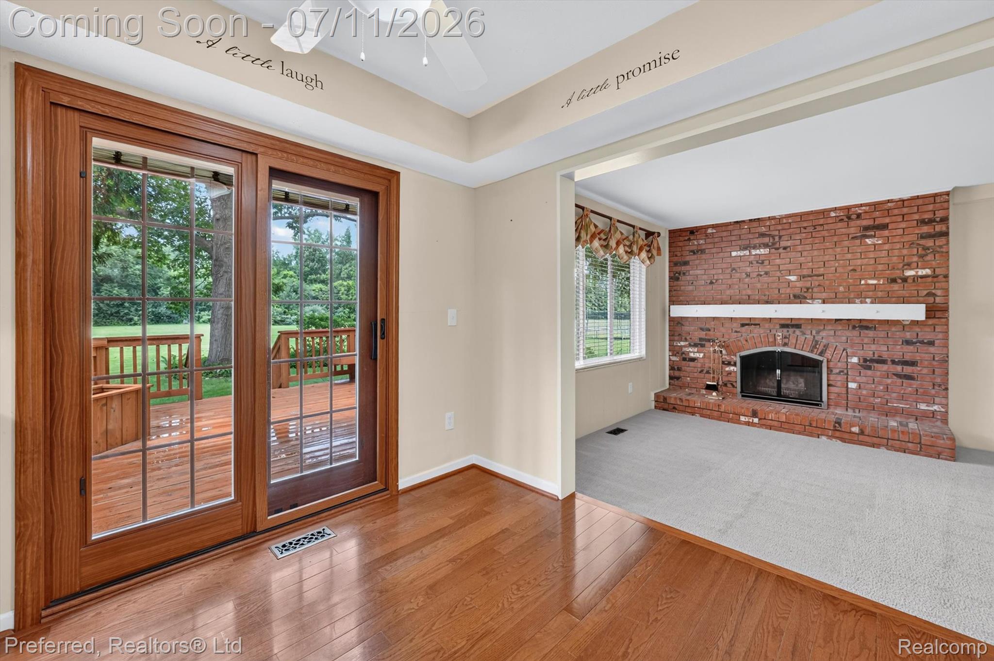 46596 Maidstone Road Canton, MI 48187 - Photo 20 of 61 Breakfast nook with door wall to deck
